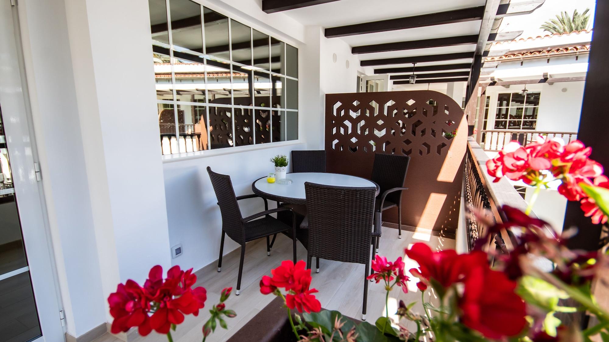 Apartahotel Edén Meloneras By Tam
